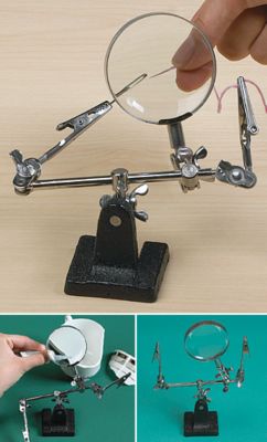 Hands-Free Magnifying System