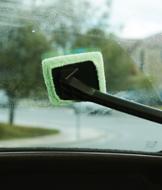 Windshield Cleaning Wand with Swivel Head