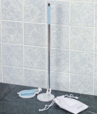 Long-Handled Magnifying Mirror