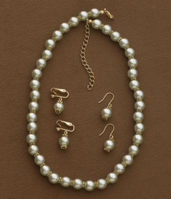 Willow Green Necklace