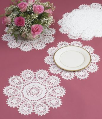 Vinyl Lace Placemat Set