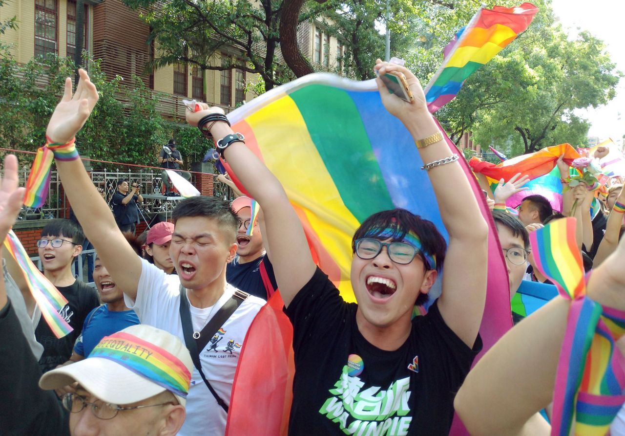 Taiwan Approves Same Sex Marriage In First For Asia