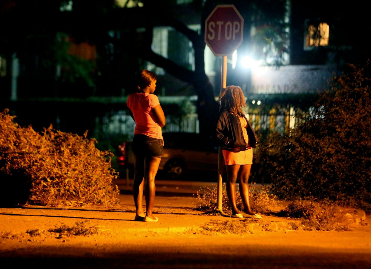 Zimbabwe S Sex Workers On Streets Despite Virus Restrictions