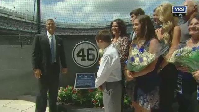 Yankees Retire Pitcher Andy Pettitte's Number