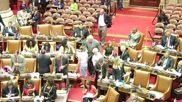 Last Day of Albany Legislative Session - NY1