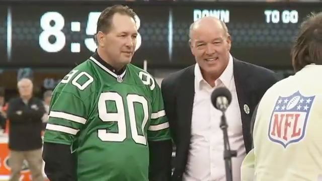 New York Jets to retire Dennis Byrd's jersey Sunday 