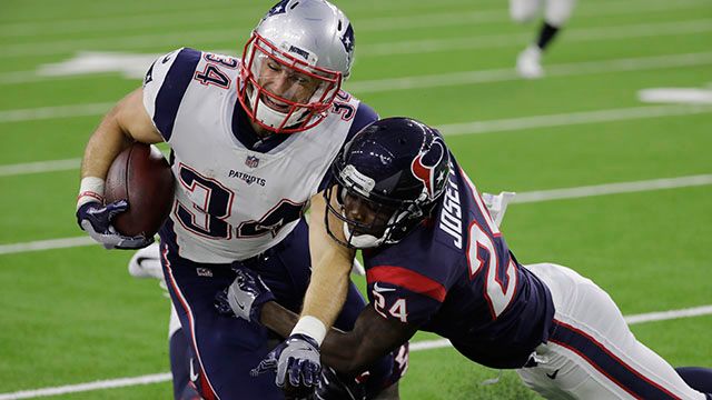 Rex Burkhead - NFL: Houston Texans at New England Patriots