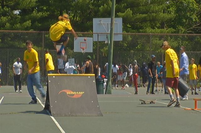 Skate Boarders Advocate for Park in Albany - TWC News