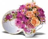 Margie's Florist II, Covington, Louisiana - Pink Roses Teacup Bouquet, picture