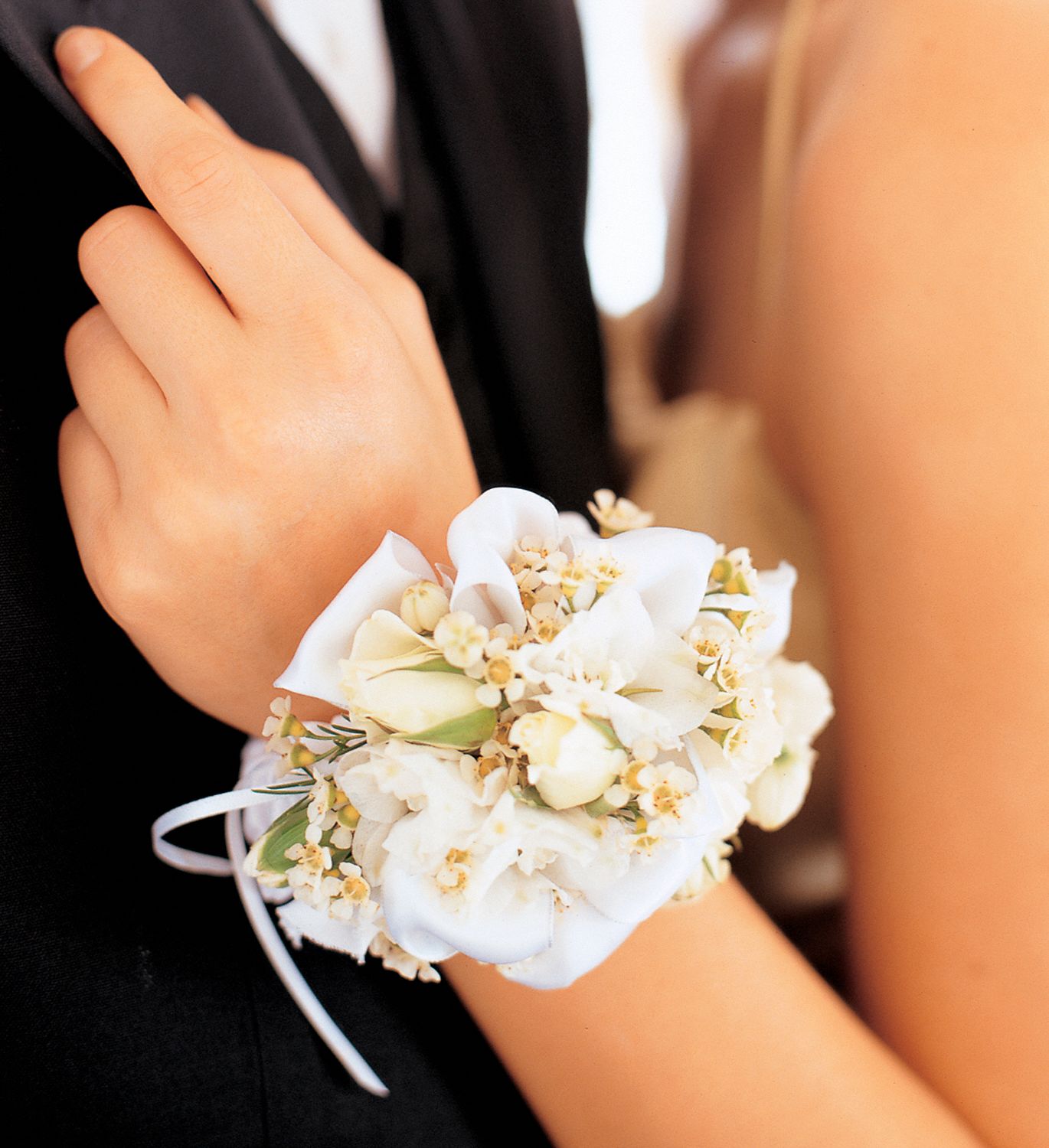 Mixed Whites Wristlet in Spruce Grove&nbsp;AB, Panda Flowers Spruce Grove