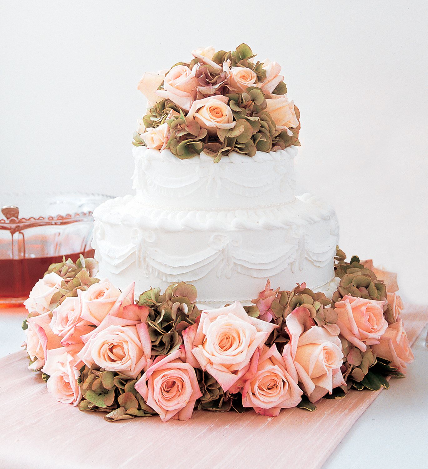 Sweet Visions Wedding Cake Decoration in West Hills&nbsp;CA, Flowers On the Hills