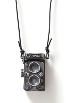 Love Nail Tree Dual Lens Necklace