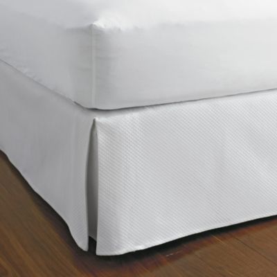 Matelass&#233; Bedskirt