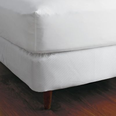 Matelassé Box Spring Cover