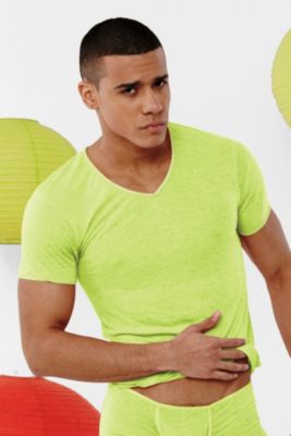 P.O.V.&reg; South Beach Tee
