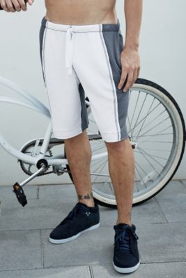 Body Tech® Pebble Shorts