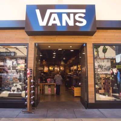 find a vans store near me