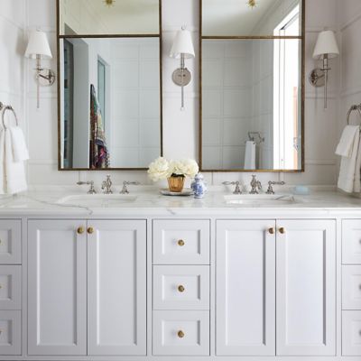 Designer: Summer Thornton,Photographer: Bjorn Wallander