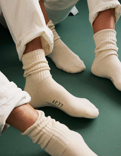 AE77 Premium Slouchy Socks