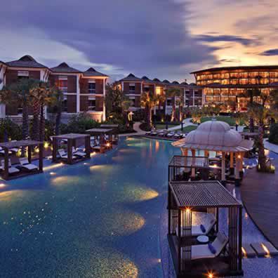 BEACHFRONT LUXURY RESORT IN HUA HIN