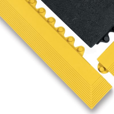 Wearwell 3X39" Edging For 24/Seven Mats - All-Purpose Grease Resistant Rubber - Male Edge - Yellow - Yellow