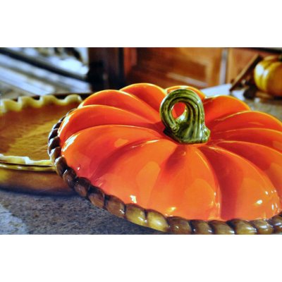 12" Covered Pie Plates - Pumpkin.  Ends: May 19, 2013 8:00:00 AM CDT