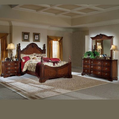 Williamsburg Bed Set - King - 4 pc.