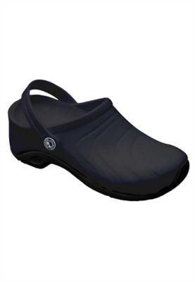 anywear slip resistant clogs