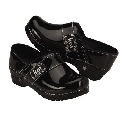 koi sanita nursing shoes
