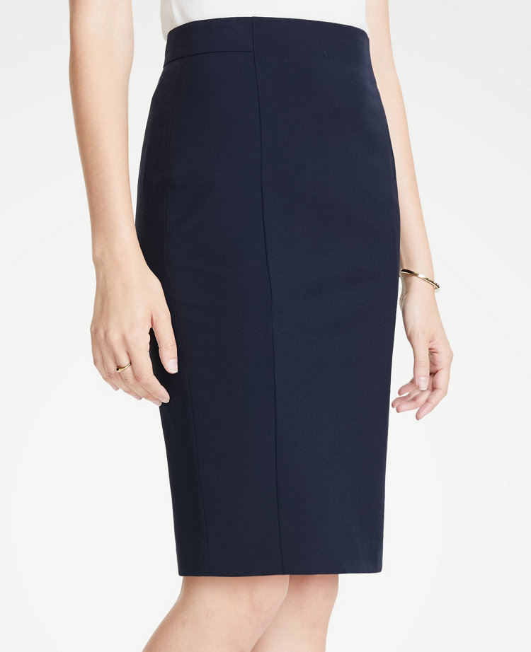 Curvy Seasonless Stretch Seamed Pencil Skirt Ann Taylor