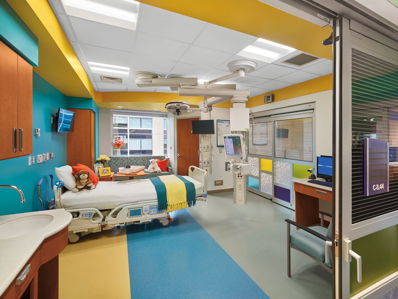 Inova Women's and Children's Hospital | Armstrong Ceiling Solutions ...