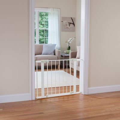 auto close stair gate