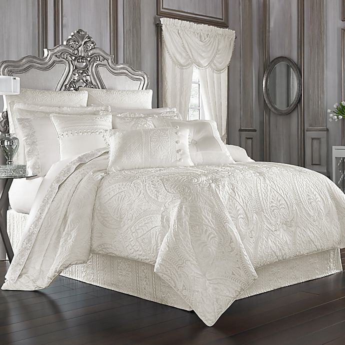 J. Queen New York™ Bianco Comforter Set