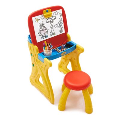 Crayola® Fold 'N Go Art Studio | Bed 