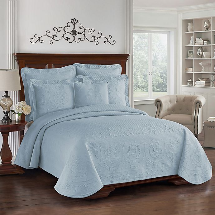 Historic Charleston Collection Matelasse Queen Coverlet in Blue