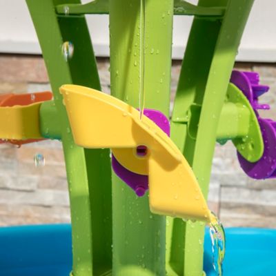 step2 summer showers splash play water table