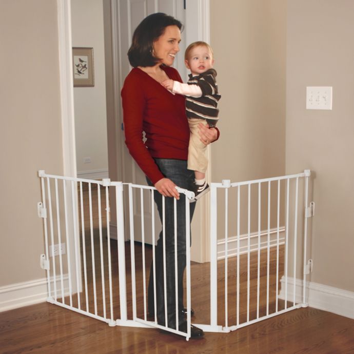 Regalo® Flexi Walk-Through Extra Wide Gate ‼️has mild stains and scratches ‼️