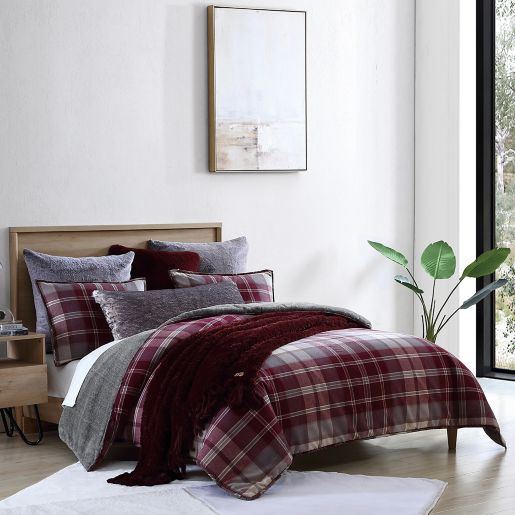 UGG® Beacon 3-Piece Full/Queen Comforter Set in Cabernet Plaid