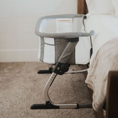 baby delight bedside me dreamer bassinet & bedside sleeper in charcoal grey
