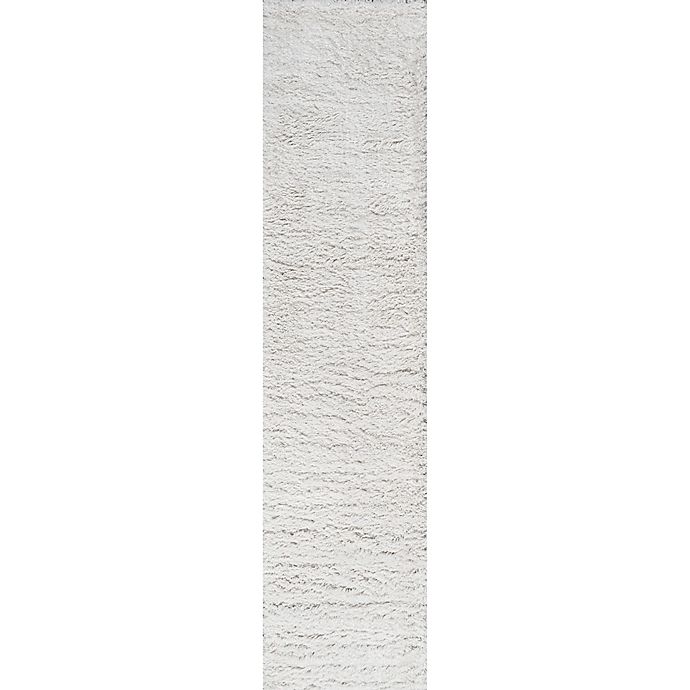 JONATHAN Y Groovy 2' x 10' Solid Shag Runner in White