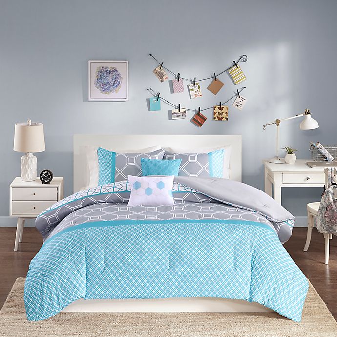 Intelligent Design Clara Reversible 5-Piece Full/Queen Comforter Set in Blue