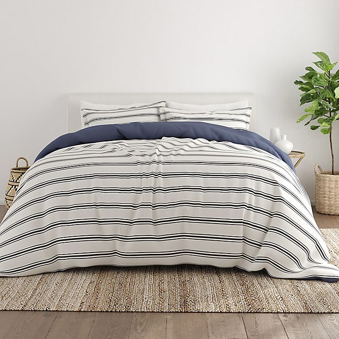 Home Collection Desert Stripe 2-Piece Twin/Twin XL Reversible Duvet Cover Set in Navy