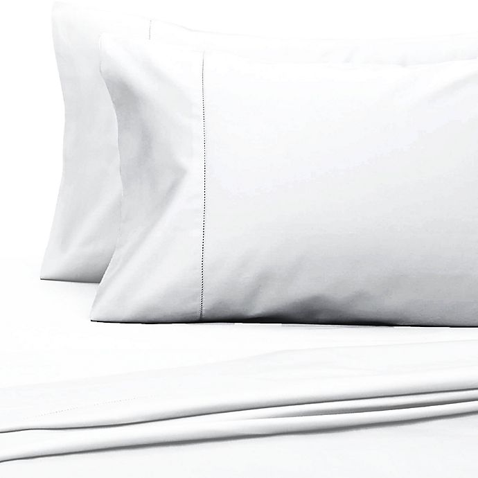 Everhome™ Egyptian Cotton 700-Thread-Count Queen Flat Sheet in White