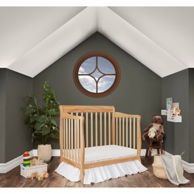 aden mini crib