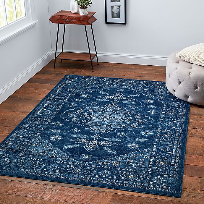 Chelsea Border 2'8 x 4'2 Accent Rug in Blue