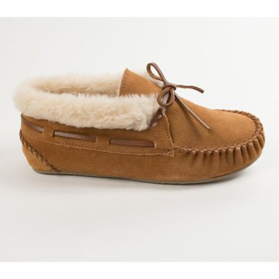minnetonka women's chrissy slipper bootie