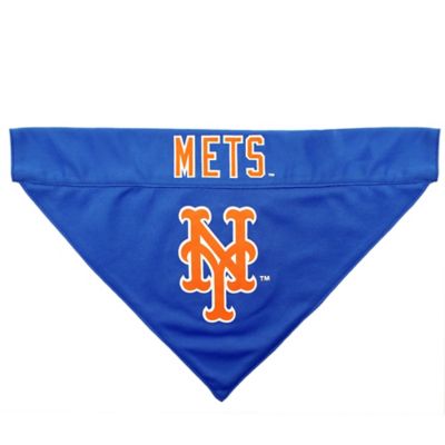 mets dog bandana