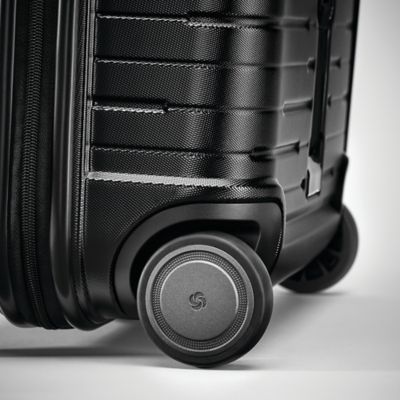 samsonite silhouette 16 wheeled hardside underseater