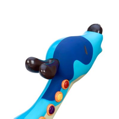 b woofer dog guitar
