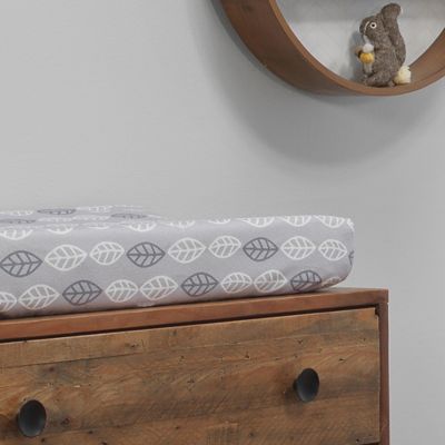 lambs and ivy into the woods